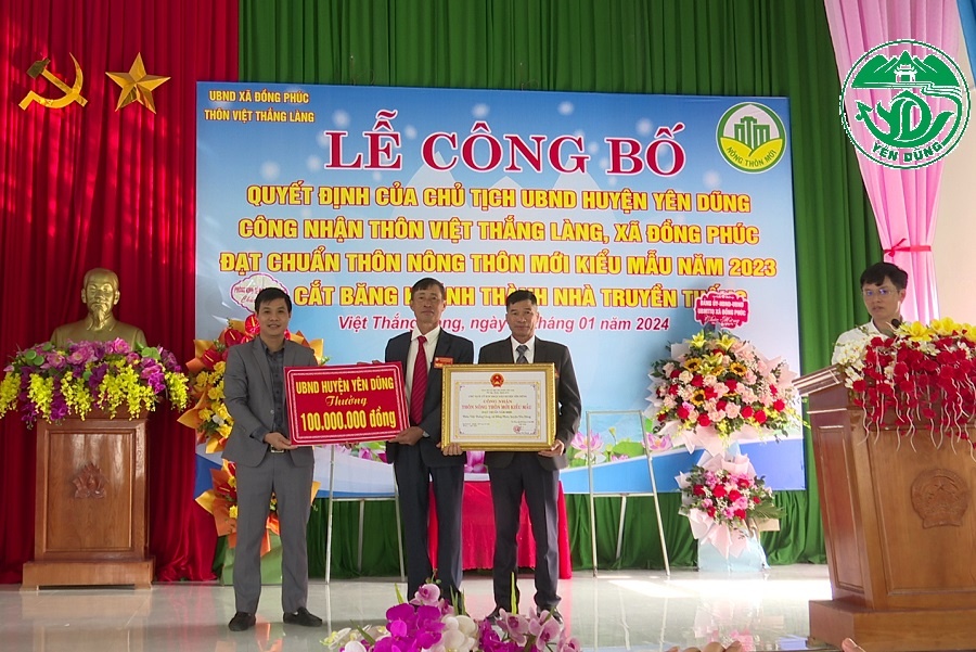 Lễ công bố Việt Thắng Làng, xã Đồng Phúc đạt chuẩn Nông thôn mới kiểu mẫu năm 2023.